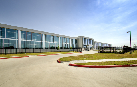 CyrusOne Houston West III Data Center (Photo: Business Wire)