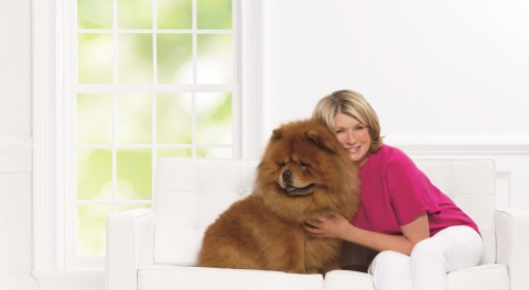 With a household that includes dogs, cats and more, Martha Stewart really knows pets. Here she is with her Chow, GK, Best in Breed winner at the 2012 Westminster Dog Show! The Martha Stewart Pets® collection embodies Martha's pet lifestyle. Exclusively available at PetSmart, her seasonal line offers a range of holiday apparel, costumes, accessories, toys, treats, beauty and home décor items like beds and bowls. (Photo: Business Wire)