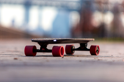 Inboard's M1 Electric Skateboard with headlights (Photo: Business Wire)