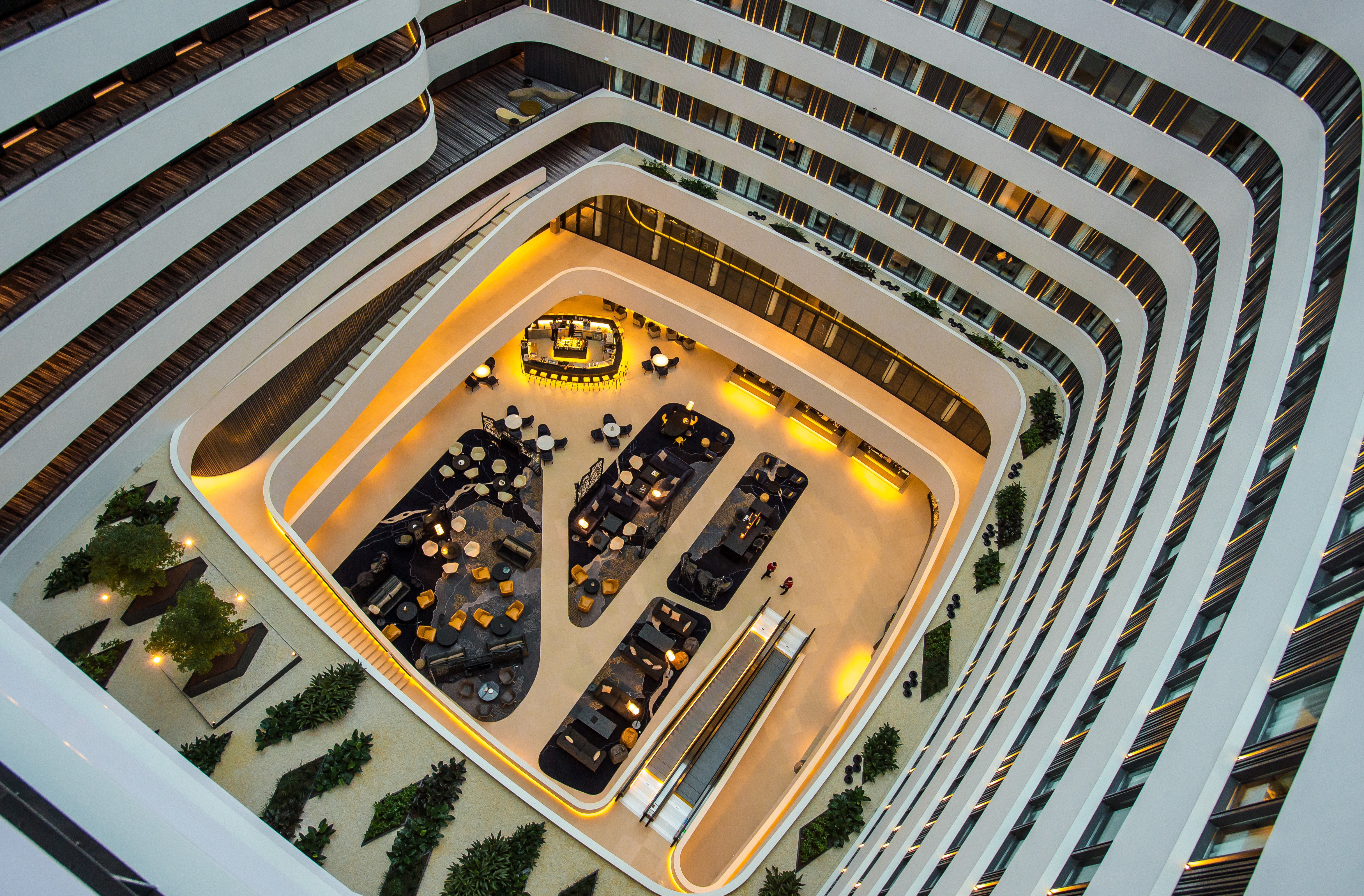 ヒルトン アムステルダム スキポール空港ホテルを新しくオープン Business Wire