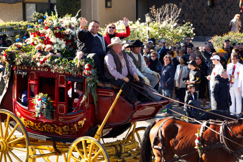 Wells Fargo honors military veterans at the 2016 Rose Parade® by featuring riders on its iconic stagecoach from No Barriers USA Warriors to Summits and New Directions For Veterans.
(Photo: Business Wire)