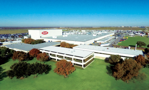 Peterbilt Truck Factory in Denton, Texas (Photo: Business Wire)