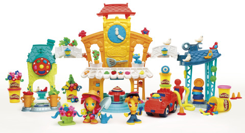 PLAY-DOH TOWN 3 IN 1 TOWN CENTER Playset (Available: Fall 16) (Photo: Business Wire)