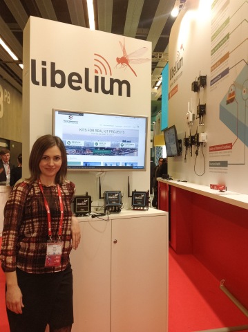 Alicia Asín at Mobile World Congress presenting The IoT Marketplace on Libelium booth (Photo: Business Wire)