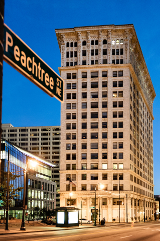 Hilton Worldwide (NYSE: HLT) today announced the signing of a franchise license agreement with REM Associates to bring Candler Hotel Atlanta to Curio - A Collection by Hilton. The landmark Candler building is set to open in late 2017. (Photo: Business Wire)