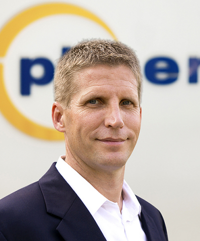 Eric Fleckten (43), General Manager of Phoenix Solar Pte Ltd., Singapore, and Phoenix Solar Vice President Asia Pacific (Photo: Business Wire)