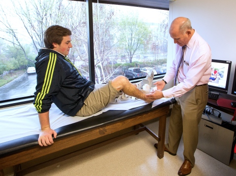 18-year-old Andrew Hirsch of Walnut Creek, Calif., is pictured with orthopedic surgeon Scott Hoffinger, MD, of Stanford Children's Health and Lucile Packard Children's Hospital Stanford. (Photo: Business Wire)