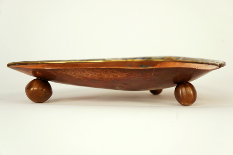Nate Berkus’ Mexican footed bowl available beginning on March 31 at www.ebay.com/nate-berkus. Proceeds benefit The American Brain Tumor Association. (Photo: Business Wire)