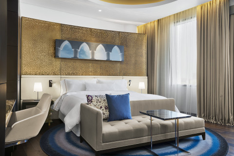 Westin Doha Hotel & Spa Executive Guest Room (Photo: Business Wire)