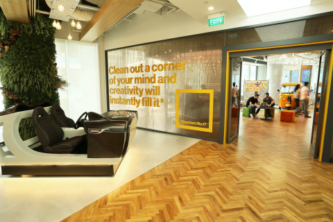Visa Opens its First Innovation Center in Asia (Photo: Business Wire)