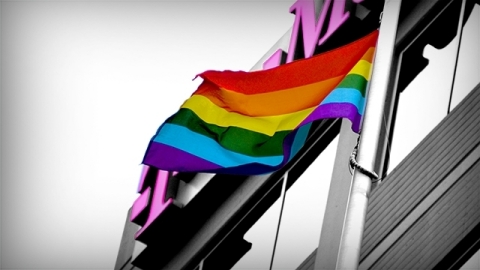 T-Mobile Represents for LGBT Pride, Plans to Participate in Over 25 Events Across 19 States Nationwide (Photo: Business Wire) 