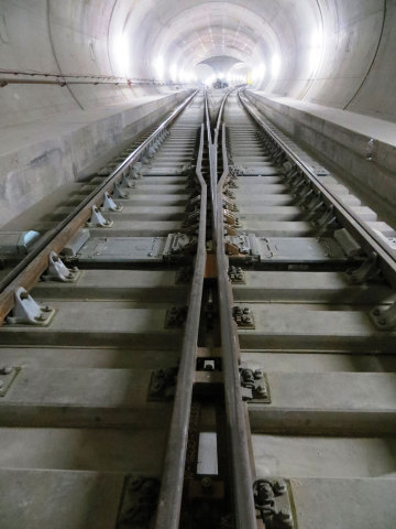 The specially developed vibration protection for the Gotthard Base Tunnel ensures not only modern travel comfort but also a high availability of the route.  (Image source: Alptransit Gotthard AG, Getzner Werkstoffe, may be published free of charge)