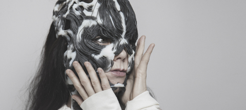 BJÖRK AND THE 3D PRINTED ‘ROTTLACE’ MASK, designed by Neri Oxman and The Mediated Matter Group, produced using Stratasys’ unique full color, multi-material 3D printing technology. (Photo credit: Santiago Felipe)