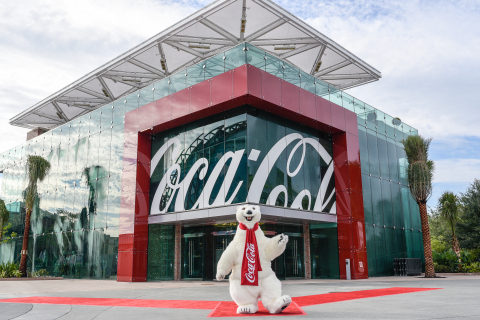 Beginning in August, guests at Coca-Cola Store Orlando can share a moment with the famous Coca-Cola Polar Bear. (Photo: Business Wire)