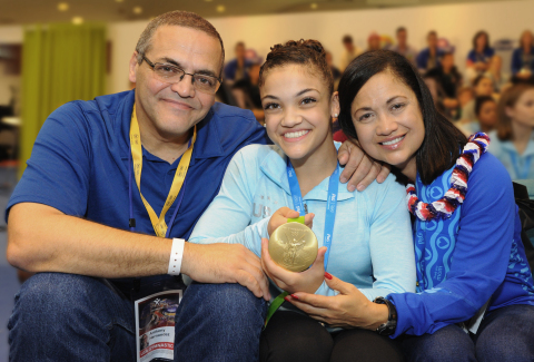 Laurie Hernandez, U.S. Olympic Gymnastics Champion, joins the P&G family as Crest® and Orgullosa ambassador. P&G, Worldwide Olympic Partner, also welcomes her mom, Wanda Hernandez, to the ‘Thank You Mom’ family. (Photo: Business Wire)