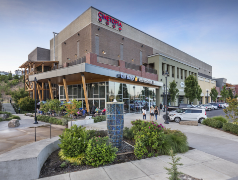 Cinetopia at Progress Ridge TownSquare in Beaverton, Oregon. (Photo: Business Wire)