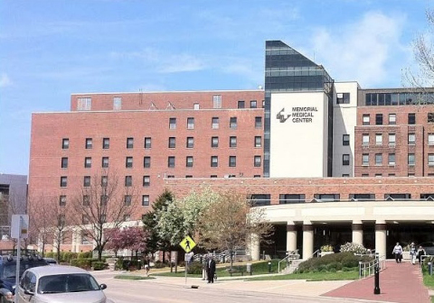 Memorial Medical Center in Springfield, Illinois can now offer more reliable cellular service to employees, visitors and patients with the installation of ION-E unified wireless infrastructure. (Photo: Business Wire)