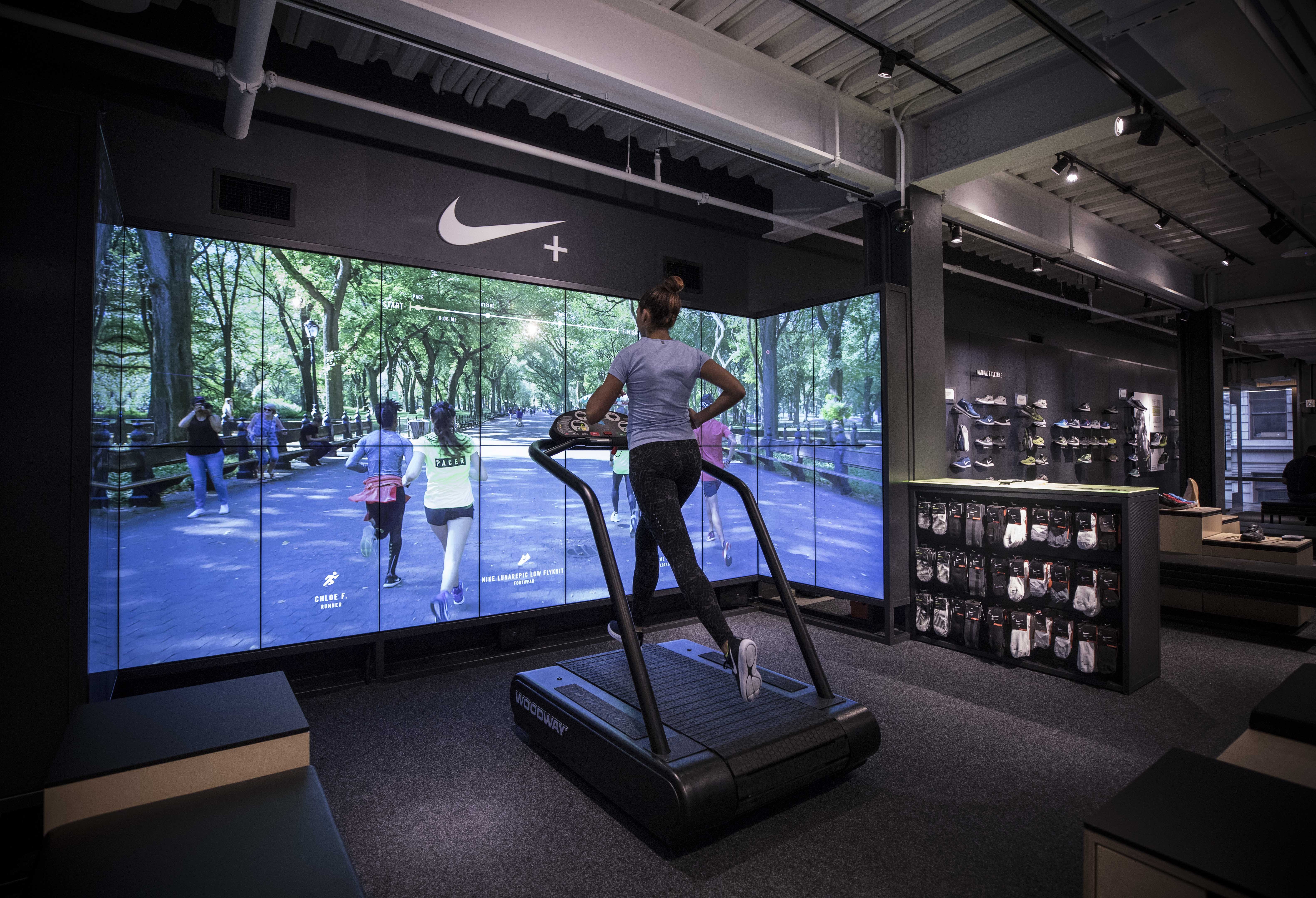 Future sports. Nike Soho. Интерактивный спортзал. Виртуальный тренажер. Новейшие технологии в спорте.