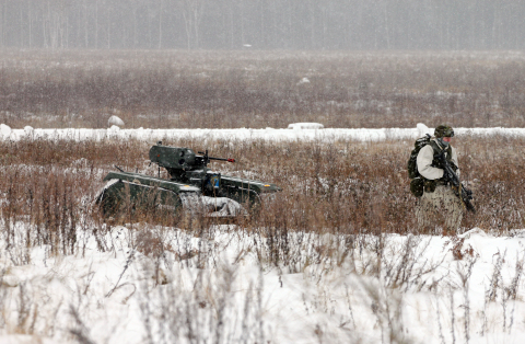 The THeMIS ADDER in action with Estonian Defence Forces soldiers. (Photo: Business Wire)
