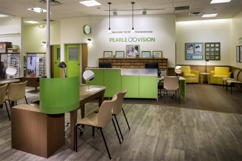 Pearle Vision opens at The Shoppes at Parma (Photo: Business Wire)