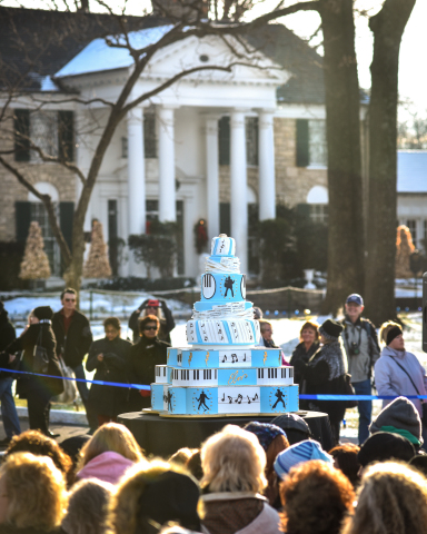 Hundreds of fans gathered at Elvis Presley's Graceland in Memphis to celebrate his birthday with the largest birthday cake ever at Graceland. (Photo: Business Wire)