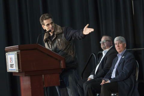 Inventor and FIRST founder Dean Kamen was joined by Michigan Gov. Rick Snyder and Ken Morris of General Motors at a FIRST press event during the North American International Auto Show in Detroit, Mich. (Photo: Business Wire) 