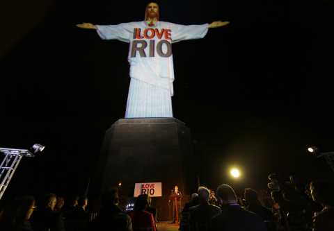 Rio de Janeiro's iconic monument Christ the Redeemer (Cristo Redentor), and ILOVERIO logo on the statue for inauguration night. (Photo: Business Wire)