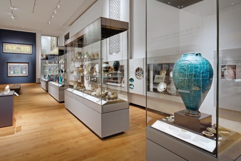 Soraa is honored to now illuminate the show-cases at the Ashmolean Museum in Oxford, England (Photo: Dan Paton)
