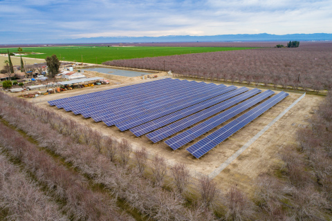 669 kW GeoPro Ground Mount Fixed-Tilt Solar System in Wasco, CA out of Kern County. (Photo: Business Wire)
