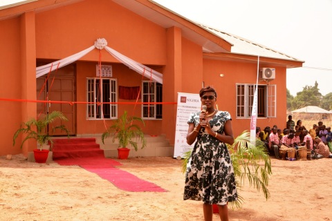 AHF Africa Bureau Chief (Dr. Penninah Iutung Amor) addresses community heads at the unveiling of the 2nd clinic constructed by AHF in Daudu-Benue State, Nigeria (Photo: Business Wire)