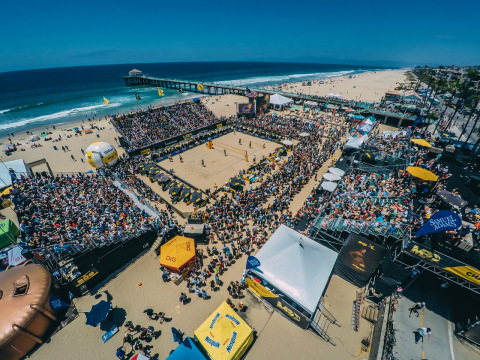 AVP will again host the Wimbledon of beach volleyball - the Manhattan Beach Open in 2017 (Photo: AVP)