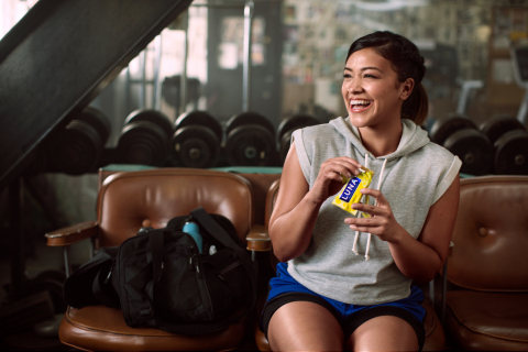 This Equal Pay Day, LUNA® is partnering with Gina Rodriguez to champion equality and raise awareness for the 20% gender pay gap. LUNA will offer a 20% discount on all LUNA Bars (while supplies last) sold on LUNAbar.com from April 3-11 in support of LeanIn.Org’s #20PercentCounts campaign, and match the discount amount with a donation of up to $100,000 to fund salary negotiation workshops hosted by AAUW. To learn more, visit www.LUNAbar.com (Photo: Business Wire)
