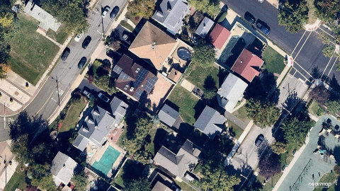 Nearmap high-resolution PhotoMaps™ showing Momentum Solar installation in Kearny, N.J. – October 2016. (Photo: Business Wire)