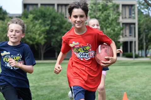 Dannon Danimals® and Fuel up to Play 60 Help Inspire Winning Schools to Build Healthy Habits (Photo: Business Wire)