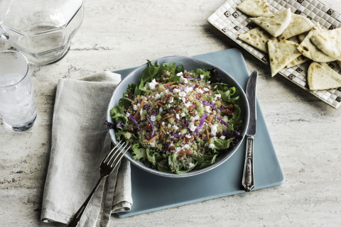 Zoës Kitchen New Quinoa Salad (Photo: Business Wire)
