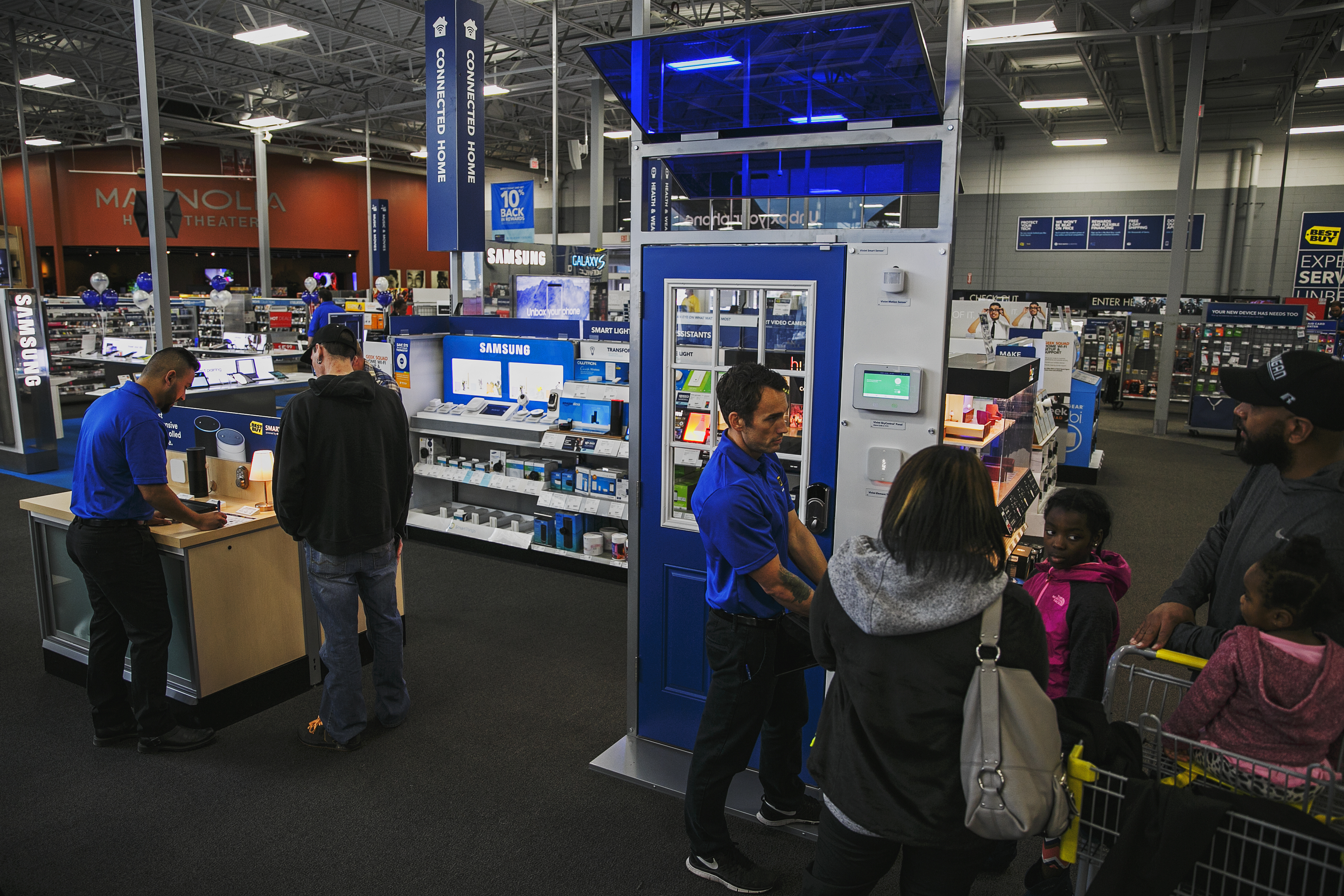 Best Buy Partners With Vivint Smart Home To Launch Leading Edge