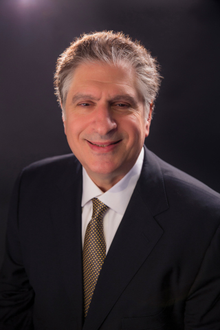 Kenneth A. Vecchione returns to Western Alliance as President (Photo: Business Wire)
