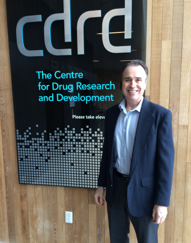 Dr. Wayne Cheney visits CDRD to kick off novel immunotherapy research project. (Photo: Business Wire)