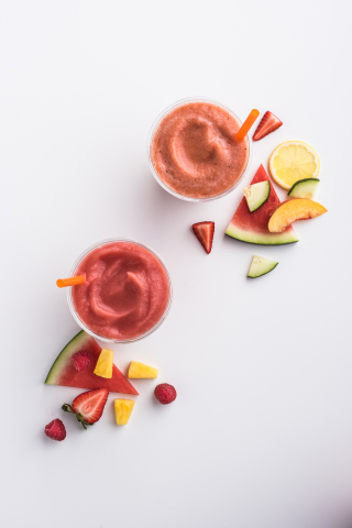 Watermelon Breeze™ and Poolside Fit™ (Photo: Business Wire)
