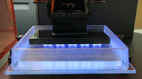 The new M-Type material tray for EnvisionTEC's Micro and Vida desktop 3D printers lasts about 3-4 months and is disposable. The bottom is optical glass coated in a film that allows for easy separation of exposure layers, surrounded by a soft but firm silicone frame. (Photo: Business Wire)