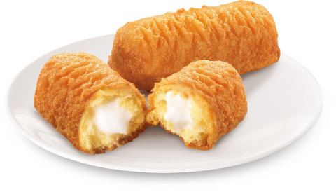 Long John Silver’s launches the Hostess® Deep Fried Twinkie™ (Photo: Business Wire)