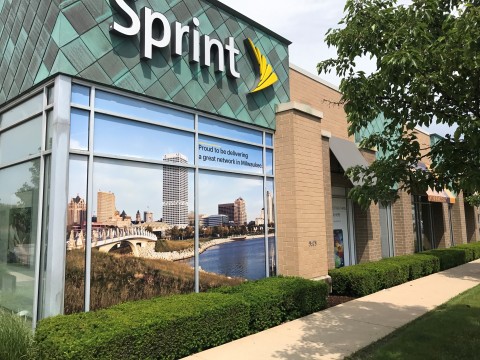 New Sprint store in Milwaukee. (Photo: Business Wire)