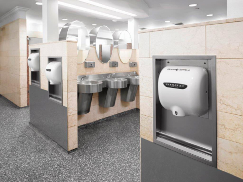 XLERATOR Hand Dryers replaced paper towels throughout the public and office spaces of Grand Central Terminal (Photo: Business Wire)