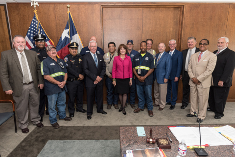 Port Commission of the Port of Houston Authority and Port Houston Executive Director recognized employees with over twenty years of service. (Photo: Business Wire)
