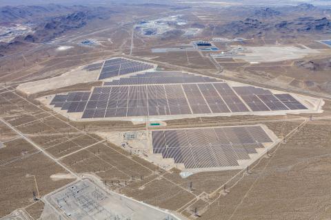 Switch Station 1 and Switch Station 2 Solar Projects in Nevada (Photo: Business Wire)