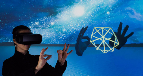 Leap Motion brings natural hand interaction to mobile VR (Photo: Business Wire)