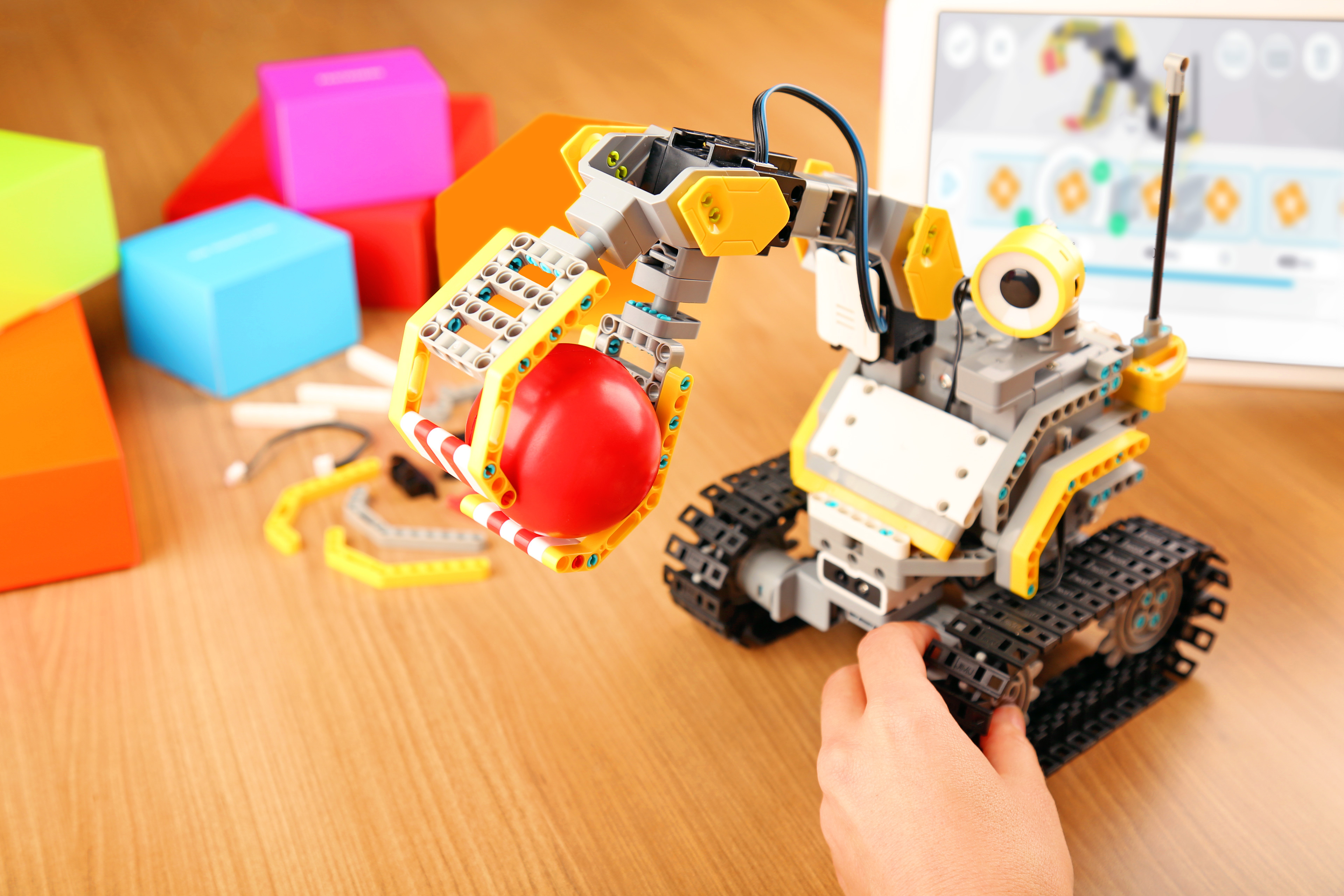 robot that picks up toys