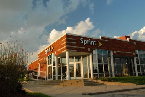 Sprint is expanding with 44 new retail stores creating more than 300 jobs throughout Arizona, Colorado, Nevada, Utah, and West Texas. (Photo: Business Wire)