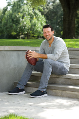Retired Dallas quarterback Tony Romo signs on with Skechers  (Photo: Business Wire) 