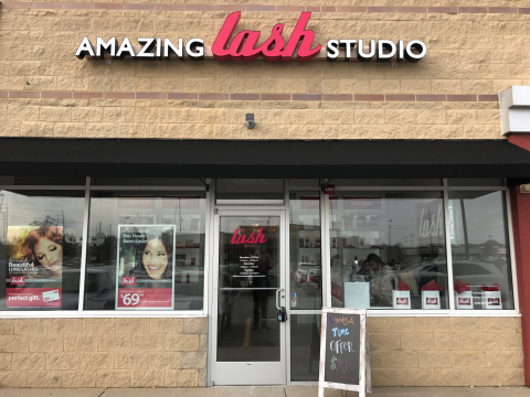 Amazing Lash Studio Highland, Indiana Photo: Business Wire)